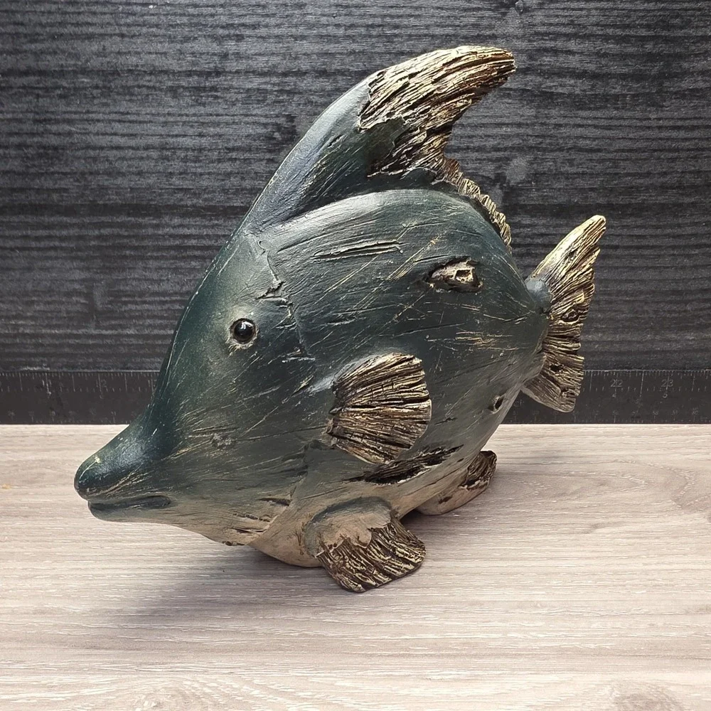 Resin WoodLook Fish Sculpture/Figurine, Nautical, Rustic,‎ Folkart Style